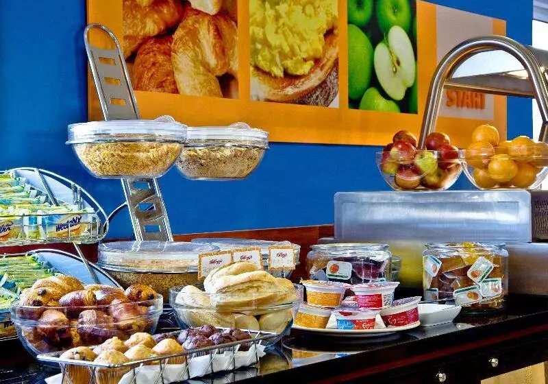 호텔 Holiday Inn Express Shrewsbury, An Ihg