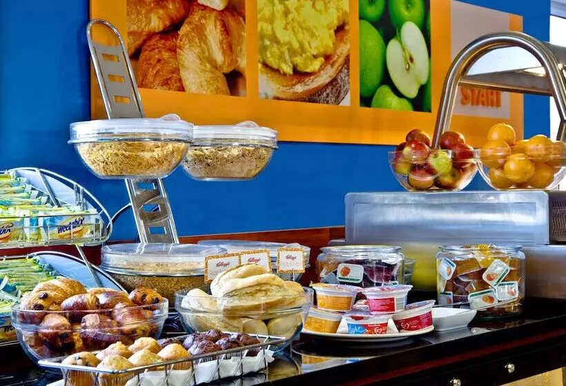 호텔 Holiday Inn Express Shrewsbury, An Ihg