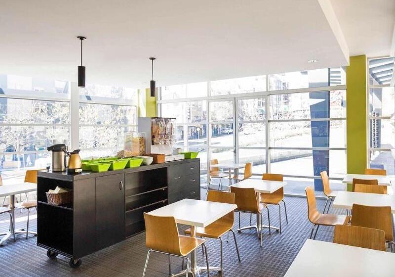 Отель Ibis Budget Sydney East