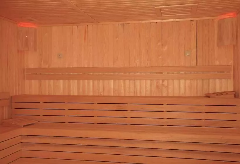 Kolin Hotel Spa & Convention Center