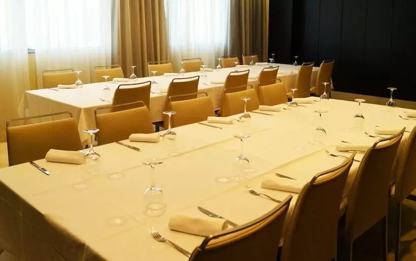 Lcb Hotel Fuenlabrada