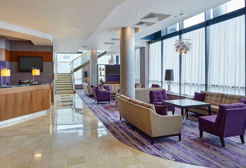 Hotel Leonardo Milton Keynes