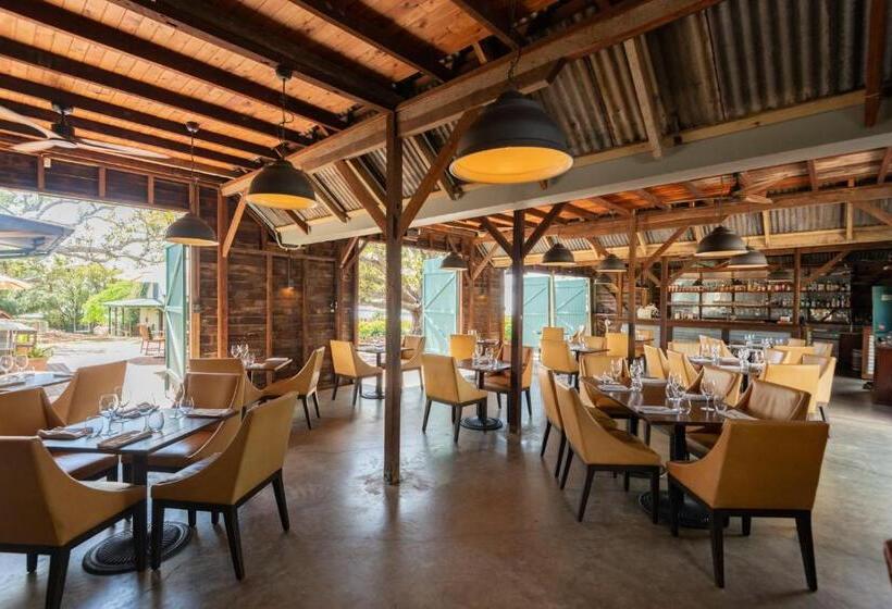 Отель Spicers Hidden Vale