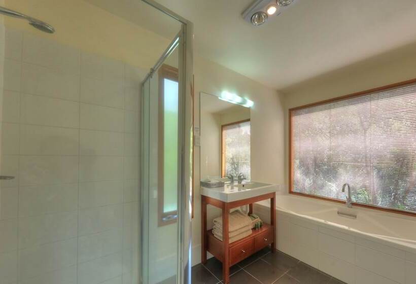 호텔 Stewarts Bay Lodge