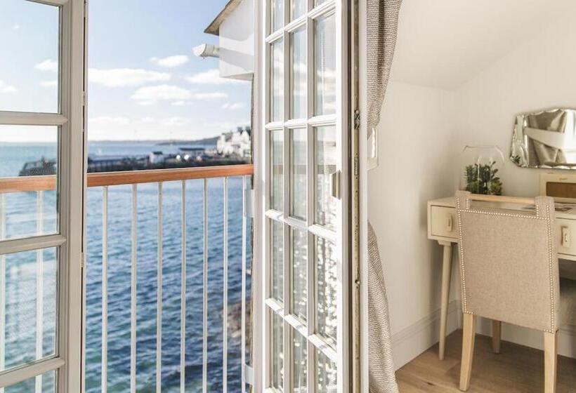 Hotel The Idle Rocks