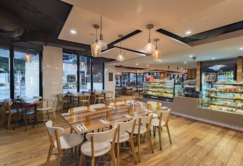 The Sebel Residences Melbourne Docklands Serviced Apartments