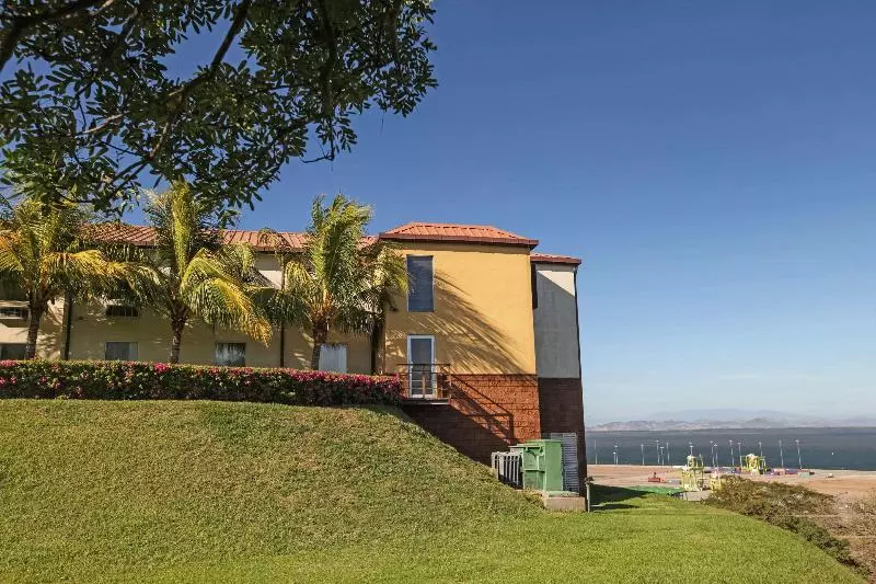 هتل Comfort Inn Real La Union