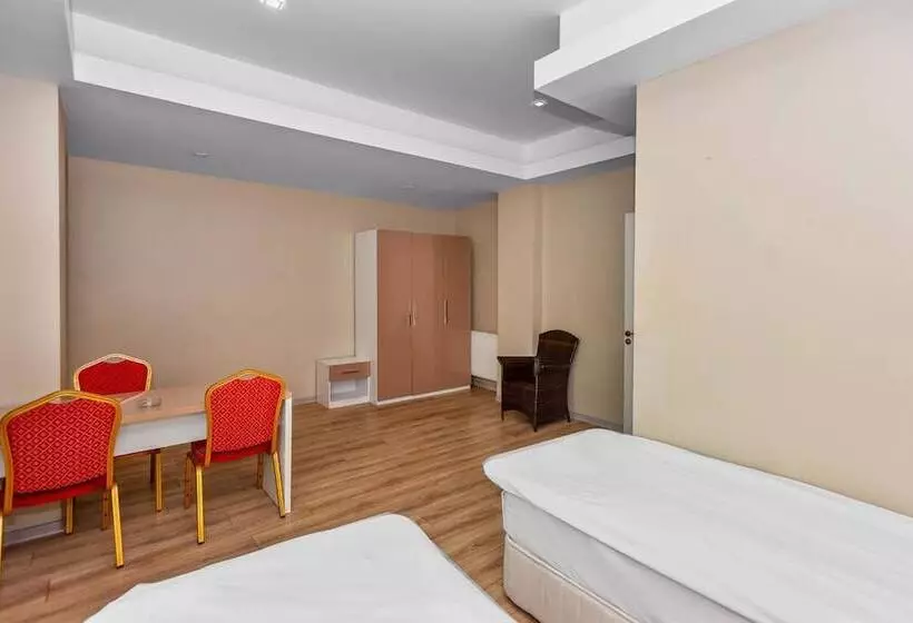 هتل Diplomat Suites