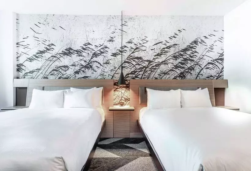 هتل Doubletree By Hilton Quebec Resort