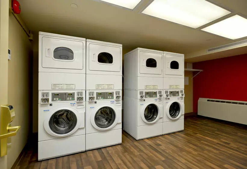 Отель Extendedstay Deluxe Ottawa