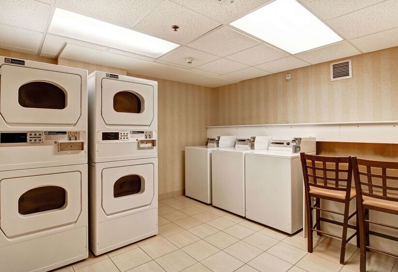 בית מלון כפרי Homewood Suites By Hilton Toronto Oakville