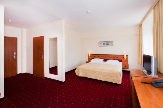 בית מלון כפרי Qubus Walbrzych