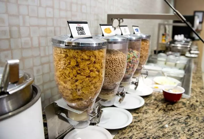 هتل Residence Inn By Marriott Toronto Vaughan