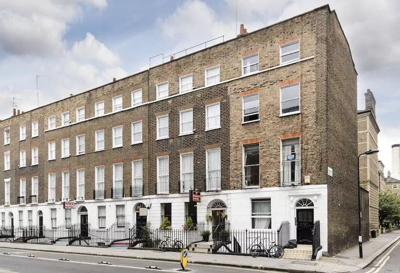 ホテル St. Athans