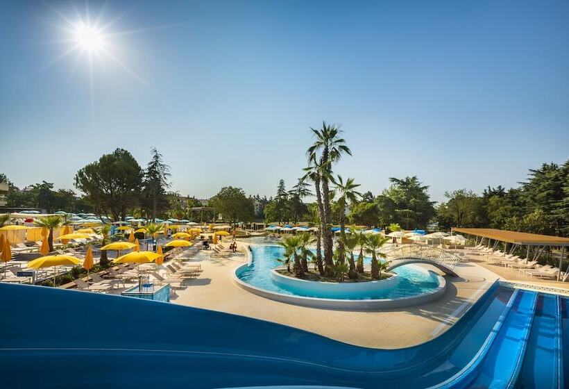 هتل Valamar Parentino