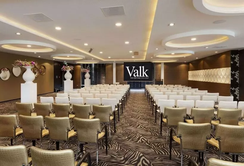 酒店 Van Der Valk Maastricht