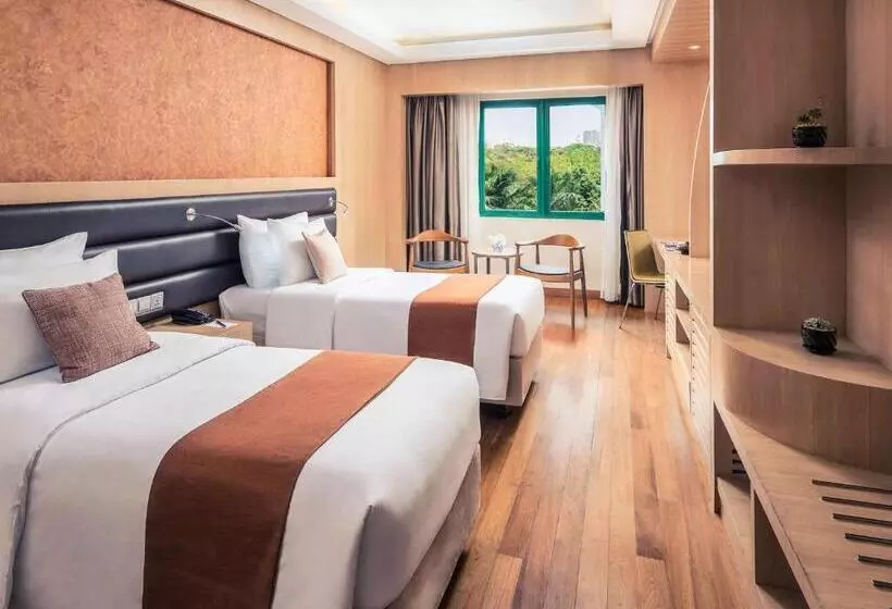 Mercure Yangon Kaba Aye