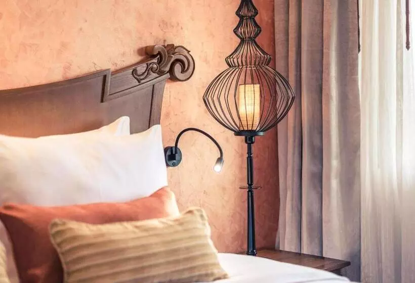 Mercure Yangon Kaba Aye