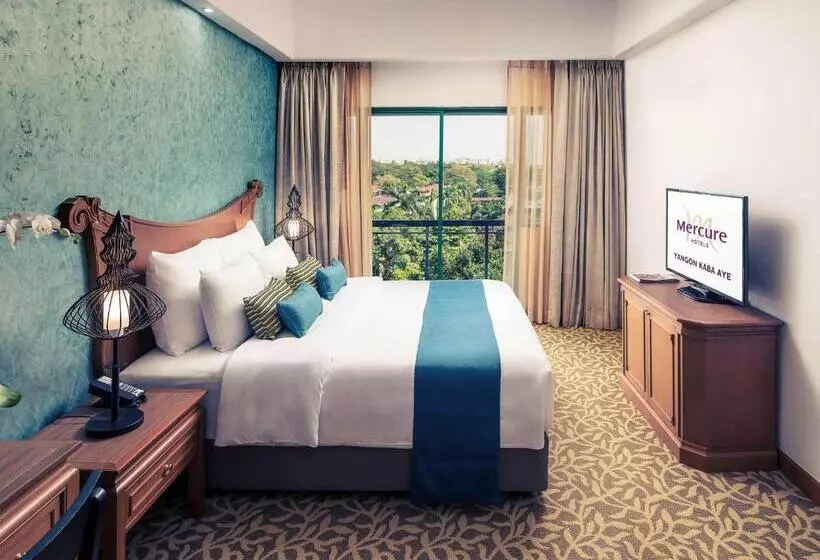 Mercure Yangon Kaba Aye