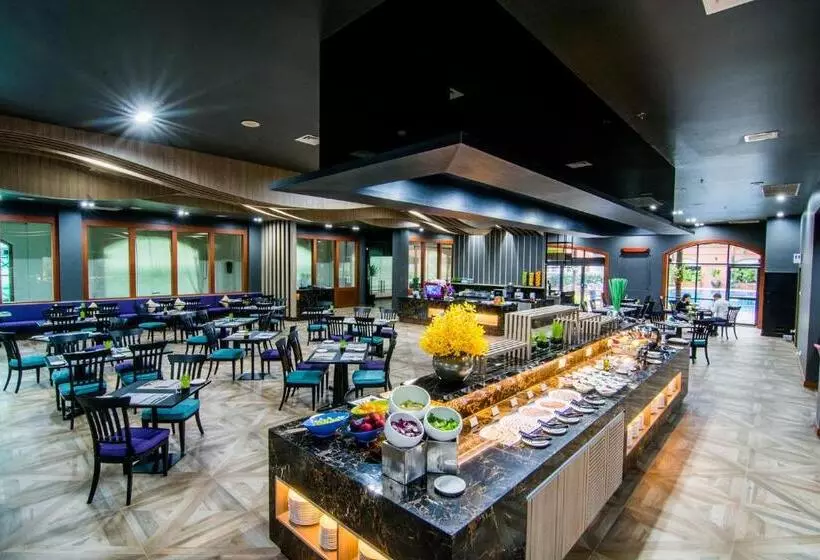 Mercure Yangon Kaba Aye