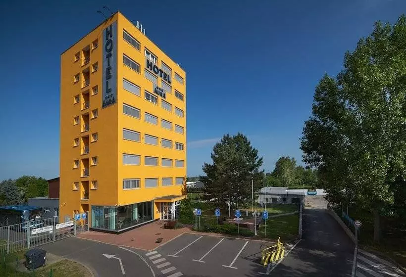 هتل Aura Design & Garden Pool