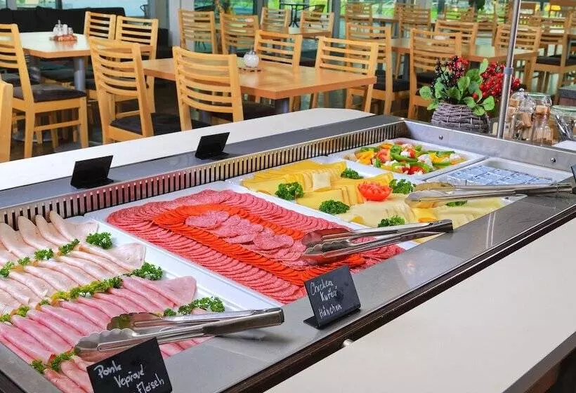 هتل Aura Design & Garden Pool