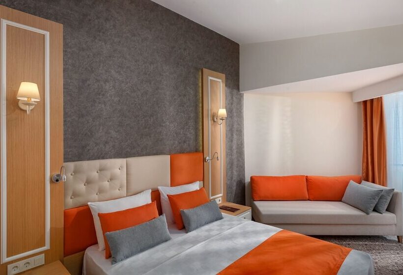 هتل Golden Orange