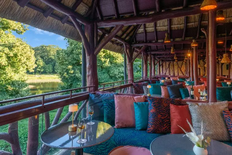 בית מלון כפרי Les Etangs De Corot