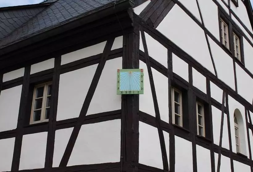 Отель Saigerhutte