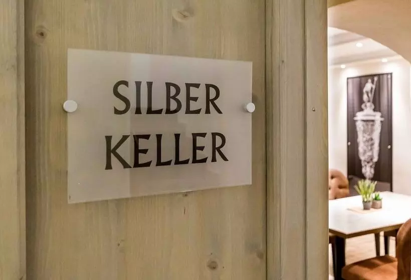 Отель Saigerhutte