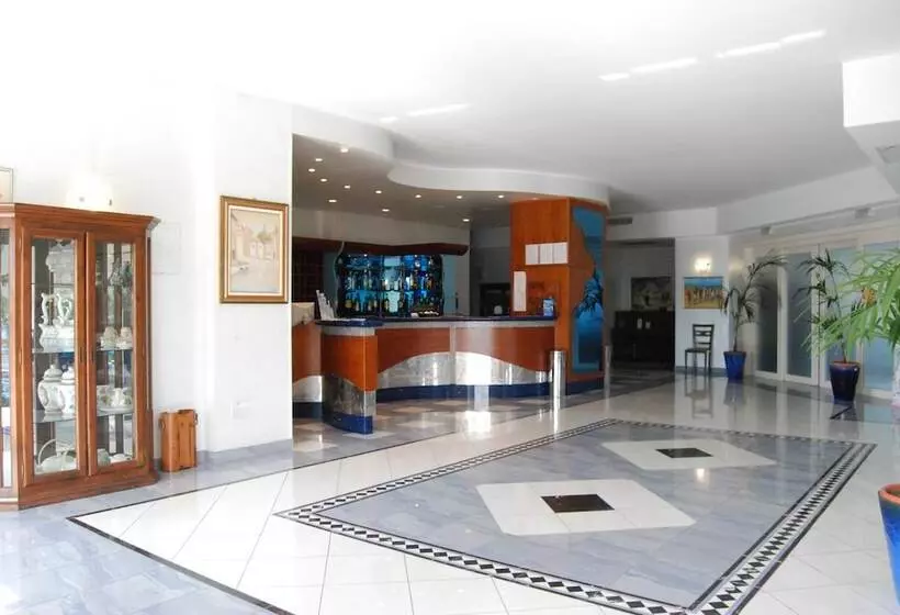 ホテル Dakar Living