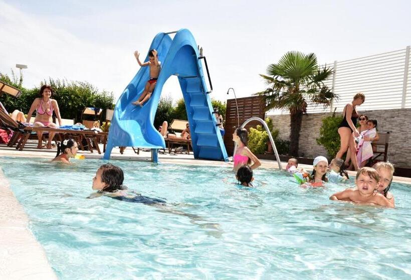 فندق Fedora Riccione