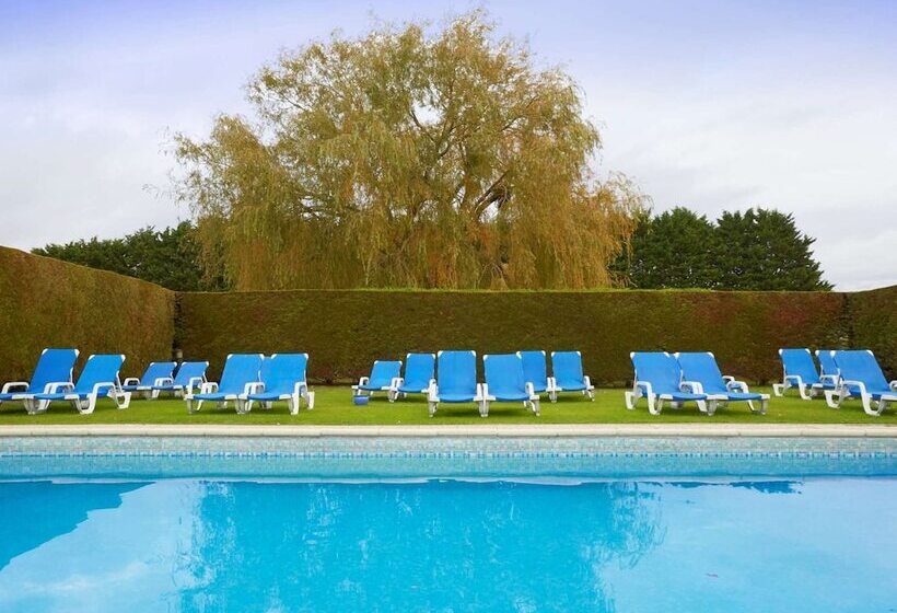 فندق Kyriad Deauville   St Arnoult