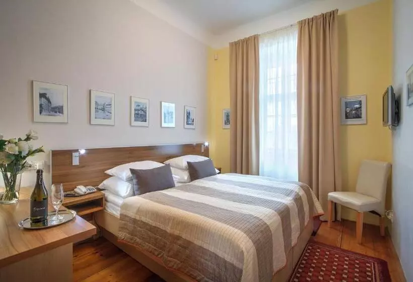 Отель Monastery