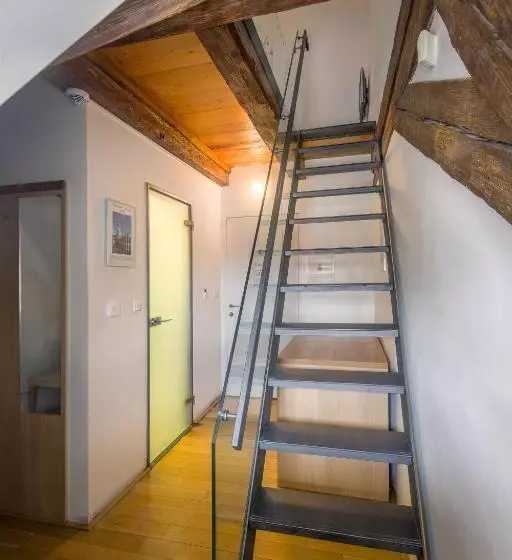 Отель Monastery