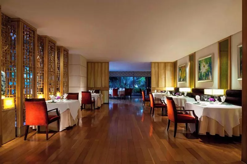 Отель Sheraton Haikou