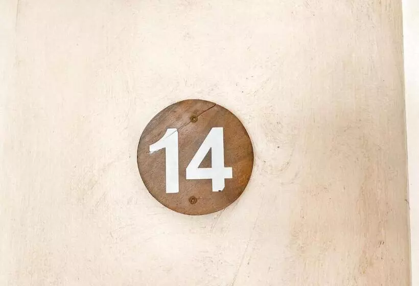 تختخواب و صبحانه Porto Salvo