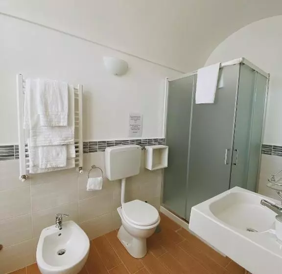 تختخواب و صبحانه Porto Salvo