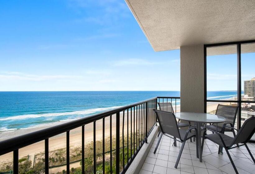 Capricorn One Beachside Holiday Apartments   Official