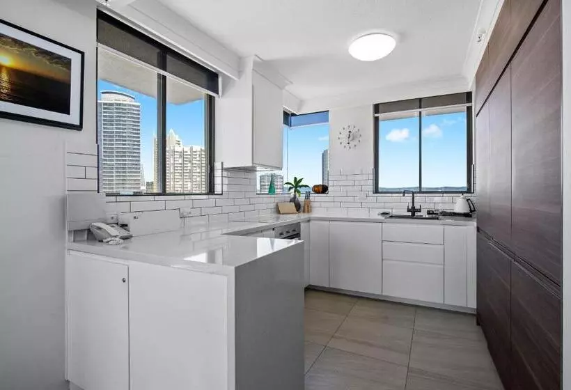 Capricorn One Beachside Holiday Apartments   Official