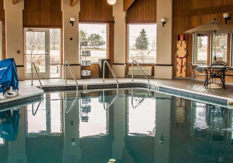 호텔 Comfort Inn & Suites Dimondale   Lansing