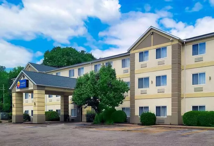 هتل Comfort Inn & Suites East Moline Near I 80