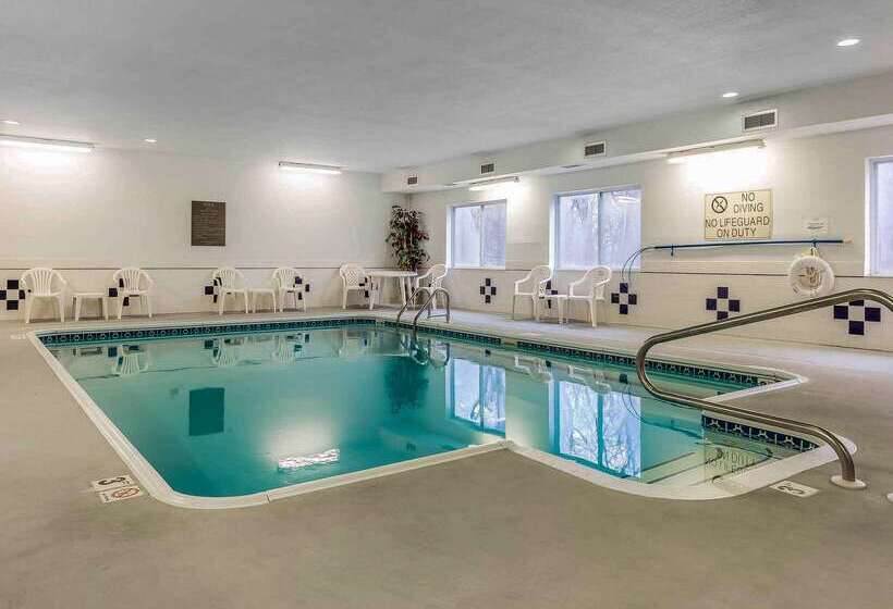 فندق Comfort Inn & Suites East Moline Near I 80