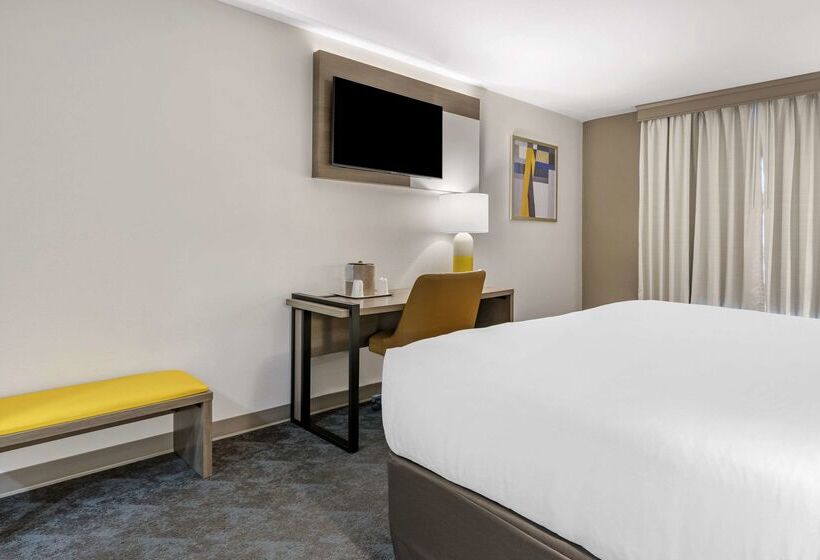 酒店 Comfort Inn & Suites