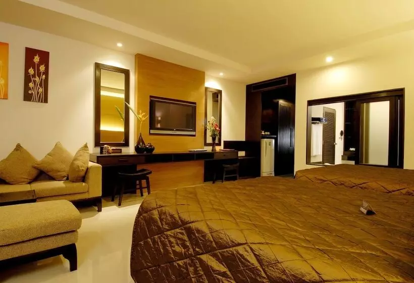 Hotel Horizon Karon Beach Resort & Spa