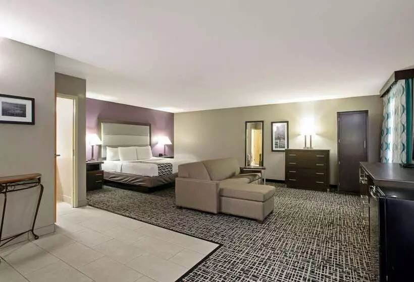 酒店 La Quinta Inn By Wyndham Radford