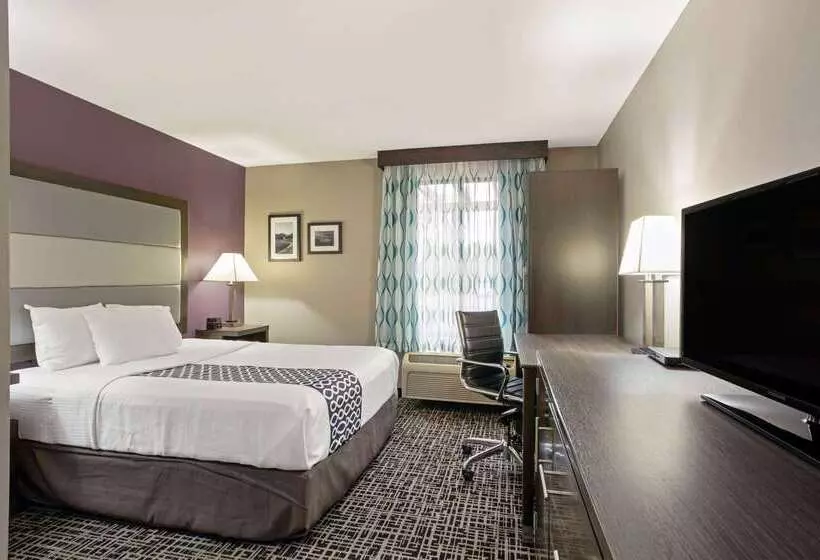 酒店 La Quinta Inn By Wyndham Radford