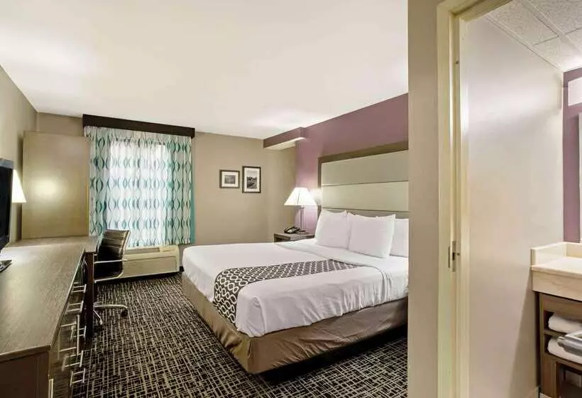 酒店 La Quinta Inn By Wyndham Radford