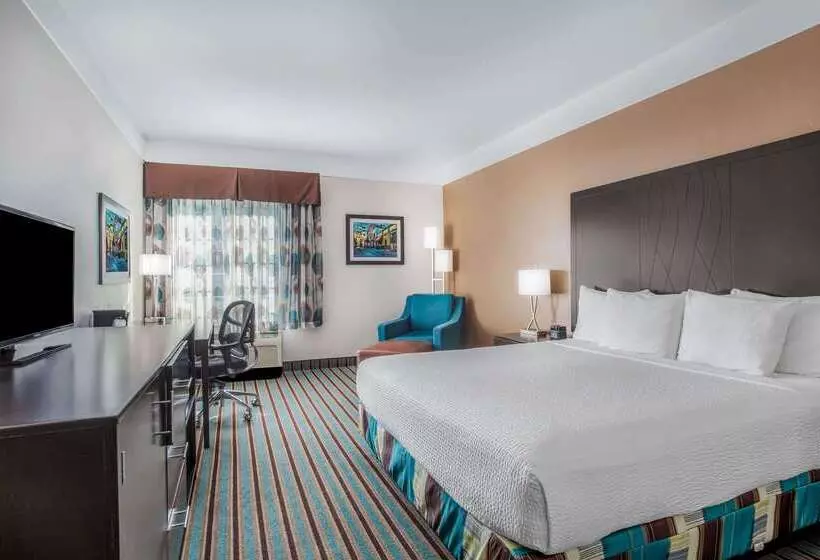 호텔 La Quinta By Wyndham Bakersfield North