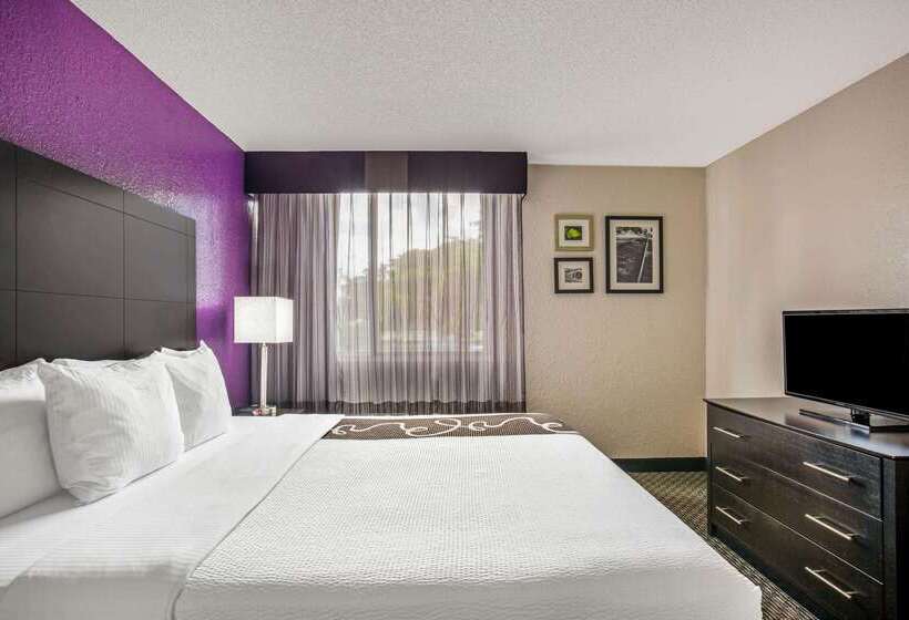 酒店 La Quinta By Wyndham Miami Lakes